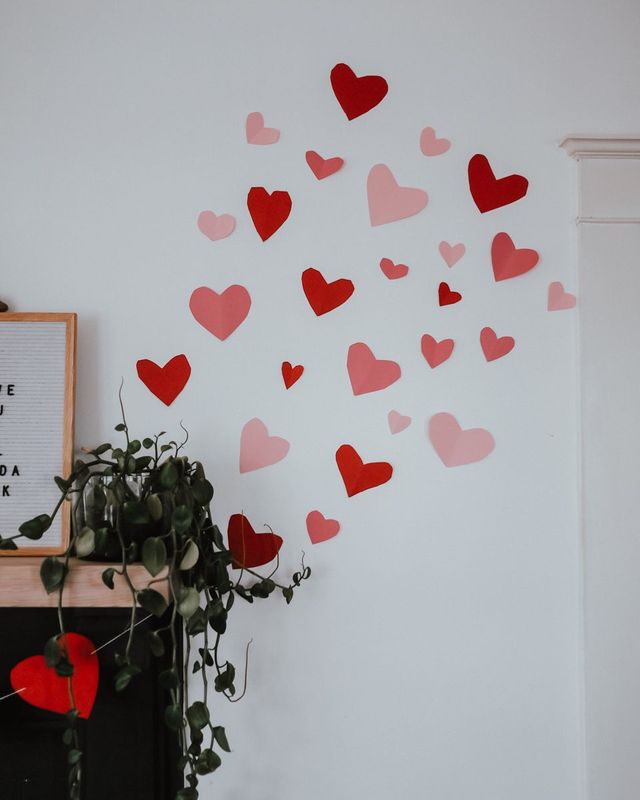 Как романтично украсить комнату на День Валентина - атмосферные идеи - фото 505827