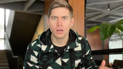 Володимир Остапчук ошелешив фоткою без трусів