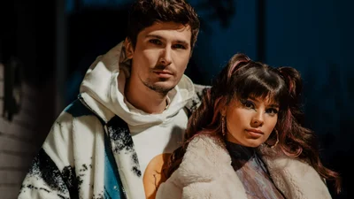 Michelle Andrade и Позитив выпустили клип на свой дуэтный трек "100 000 минут"