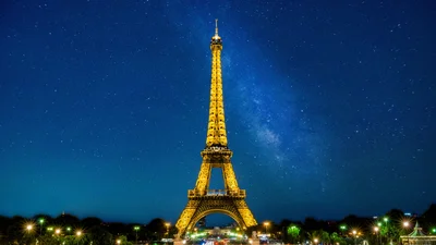 В Париже хотят перекрасить Эйфелеву башню, и вот в какой цвет