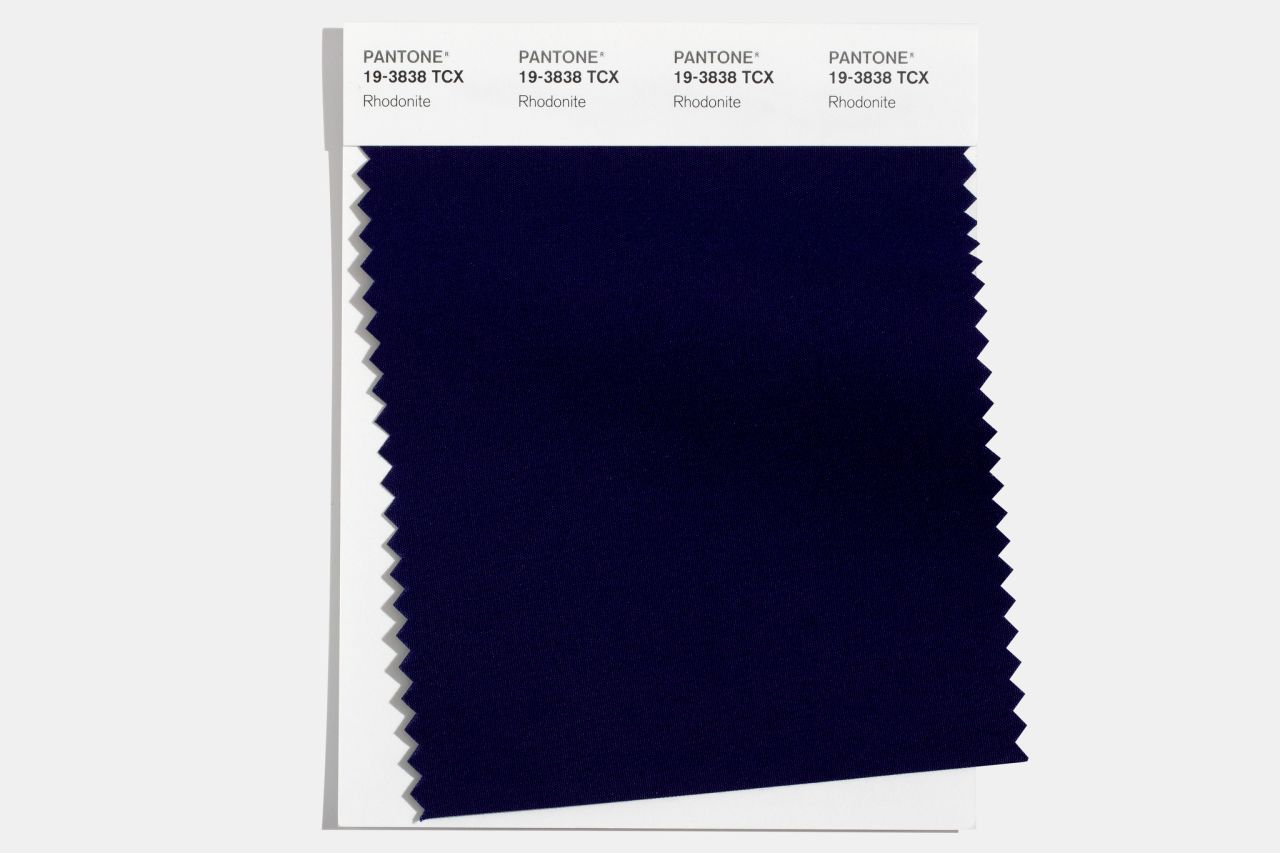 Готуємось завчасно: Інститут кольору Pantone назвав трендові кольори осені 2021 - фото 506270