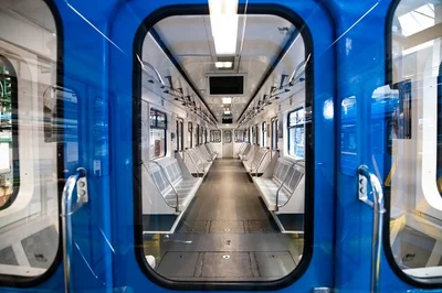 У київському метро з’явиться модернізований поїзд, і ось, які він має фішки - фото 506705