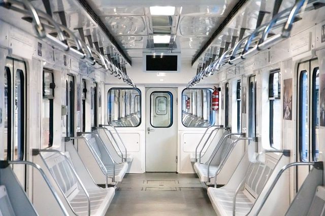 В киевском метро появится модернизированный поезд, и вот, какие в нем фишки - фото 506707