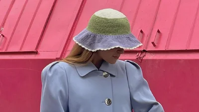 В'язані гачком шапки - те, що інфлюенсери пропонують нам носити цієї весни