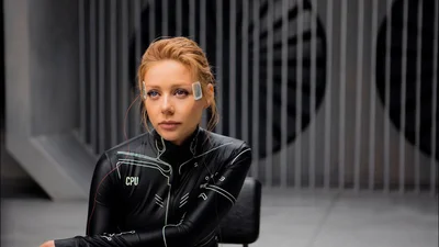 Тіна Кароль в сукні з безліччю розрізів захопила вродою