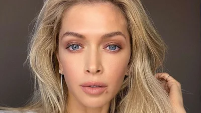 Вера Брежнева рискнула сделать афрокудри, и ей очень круто