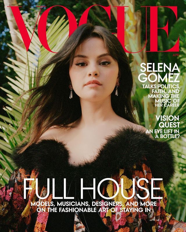 Селена Гомес у ретро-купальнику сфотографувалася для VOGUE - фото 508787