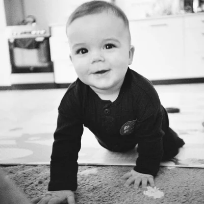 ONUKA засипала Instagram знімками свого сина, і цей малюк вкраде твоє серденько - фото 509254