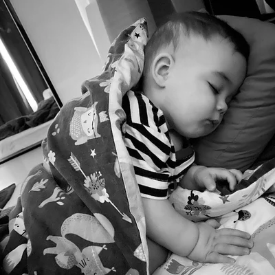 ONUKA засыпала Instagram снимками своего сына, и этот малыш украдет твое сердце - фото 509257