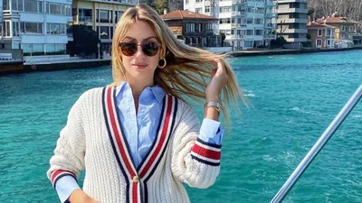 Леся Нікітюк розбурхала фанів кадром у топі й шкіряних штанах