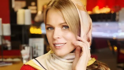 "Найзатишніше місце в світі": романтична фотосесія Олі Фреймут в обіймах коханого