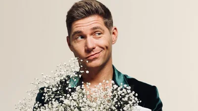 Як правильно пити: нова потішна пародія Володимира Остапчука на Олю Фреймут