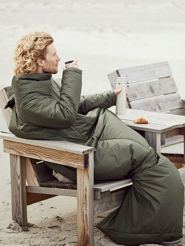 IKEA услышала наши мольбы и выпустила плащ, который превращается в подушку - 510351 IKEA услышала наши мольбы и выпустила плащ, который превращается в подушку - фото 510351