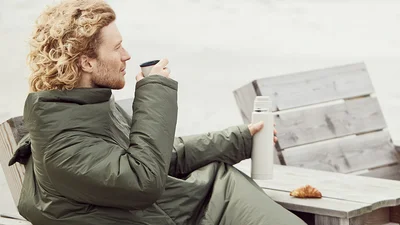 IKEA услышала наши мольбы и выпустила плащ, который превращается в подушку