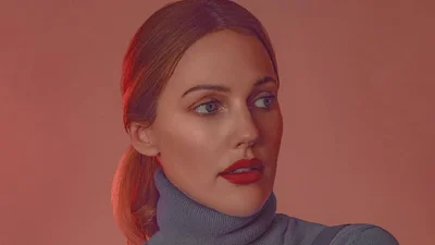 Звезда "Великолепного века" Мерьем Узерли показала милое личико младшей дочери