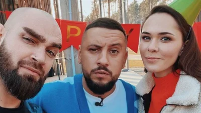 Санина, Кухар, Дорофеева: где и с кем отпраздновал 35-летие MONATIK?