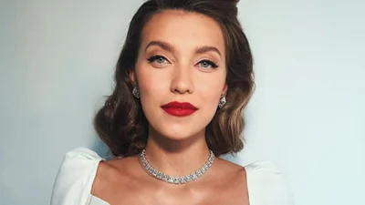 Стеснялась скромных форм: Регина Тодоренко призналась, что не принимала себя