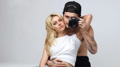 Очима коханого: Бруклін Бекхем зняв наречену Ніколу Пельтц для Vogue