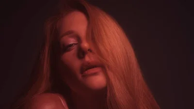 Хороший парень: в новом клипе Тина Кароль снялась в образе мужчины