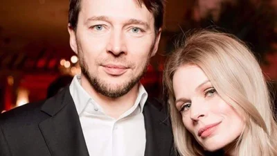 На честь річниці весілля Оля Фреймут зворушила новим фото з чоловіком