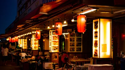 В ресторанах Китая с людей будут брать больше денег, если они не съедят все, что заказали