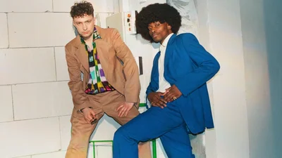 Два параллельных мира в новом клипе TVORCHI "Віч-на-Віч"