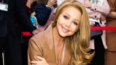 Тіна Кароль зворушила рідкісним фото з мамою і старшим братом