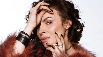 Студентка у блакитній сукні: Надія Мейхер показала, якою була у 15 років