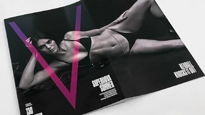 Total black и total sex: фотосессия Кендалл Дженнер и Наоми Кэмпбелл в крошечных бикини