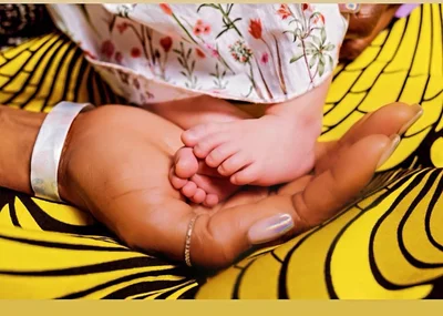 Наомі Кемпбелл вперше стала мамою і поділилася зворушливим фото малюка - фото 514925