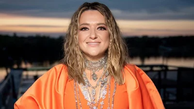 До дна: Наталя Могилевська новим кліпом оголошує пристрасний період в творчості