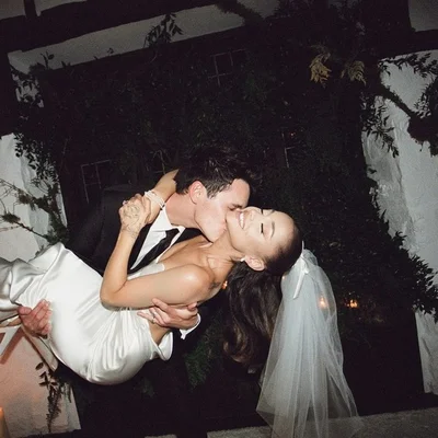 Аріана Гранде опублікувала перші весільні фото - фото 515822