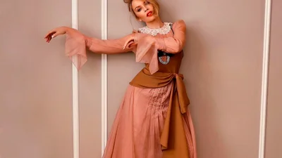 Кайлі Міноуг показала себе у підлітковому віці на честь 53-річчя