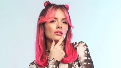 "Нравлюсь себе в габаритах 100-100-100": MamaRika о беременности и сексуальности