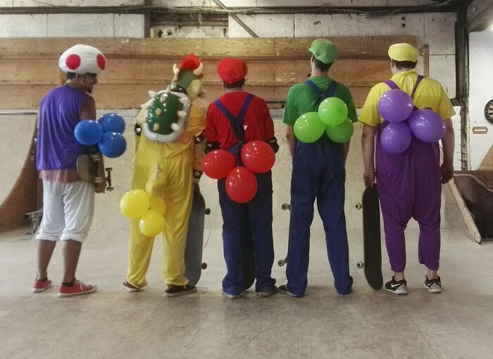 Забавные снимки, которые показывают, что на самом деле делают мужчины на мальчишниках - 516333 Забавные снимки, которые показывают, что на самом деле делают мужчины на мальчишниках - фото 516333