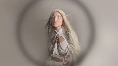 Певица Uliana Royce представила трек в честь Нади Дорофеевой