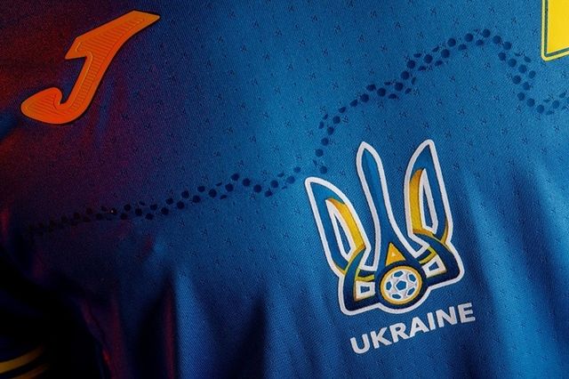 У сборной Украины появилась новая футбольная форма, и она нереально крутая - фото 516846