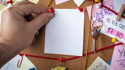 Мужчина узнал об измене жены и придумал крутой способ найти ее любовника