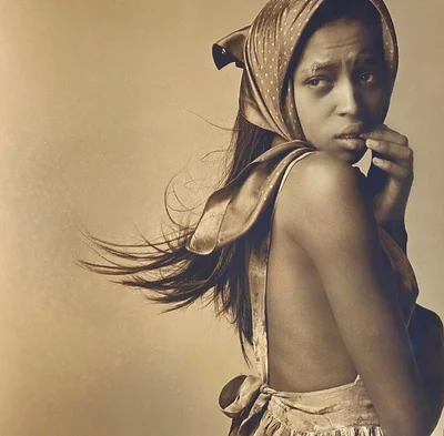 Наомі Кемпбелл опублікувала архівні фото своєї юності, і такою ми її ще не бачили - фото 517195