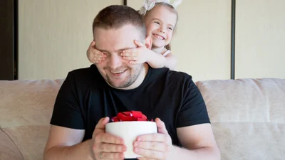 Який обрати подарунок на День батька