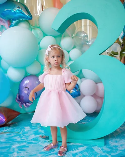 Юлия Думанская устроила роскошный праздник на 3-летие дочери - фото 517711