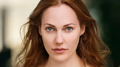 Не "Роксолана", а королева: Мер'єм Узерлі знялася у вишуканій фотосесії