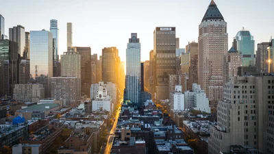 Назвали 10 самых дорогих городов для жизни в 2021 году
