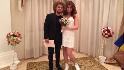 Ирина и Дмитрий Монатики показали архивные фото их свадьбы