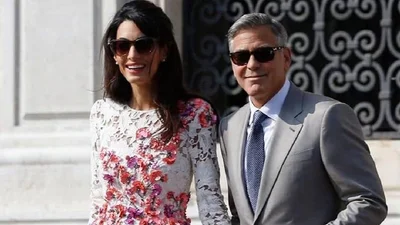 Впервые за долгое время папарацци застали Амаль и Джорджа Клуни вдвоем