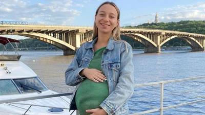 "Буду худеть": жена Виктора Павлика показала фигуру после родов