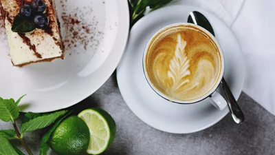 Науковці кажуть, що кава може захистити від коронавірусу
