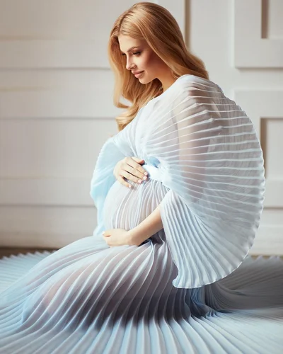 Наче лебідка: вагітна Влада Седан знялась в ніжній фотосесії - фото 519532