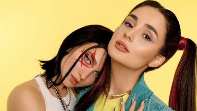 Помирились: Jerry Heil и Анна Тринчер после скандала выпустили дуэт "Плакса"