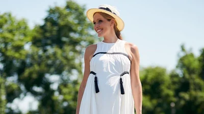 Катерина Осадча у монокульпальнику показала розкішну вагітну фігуру